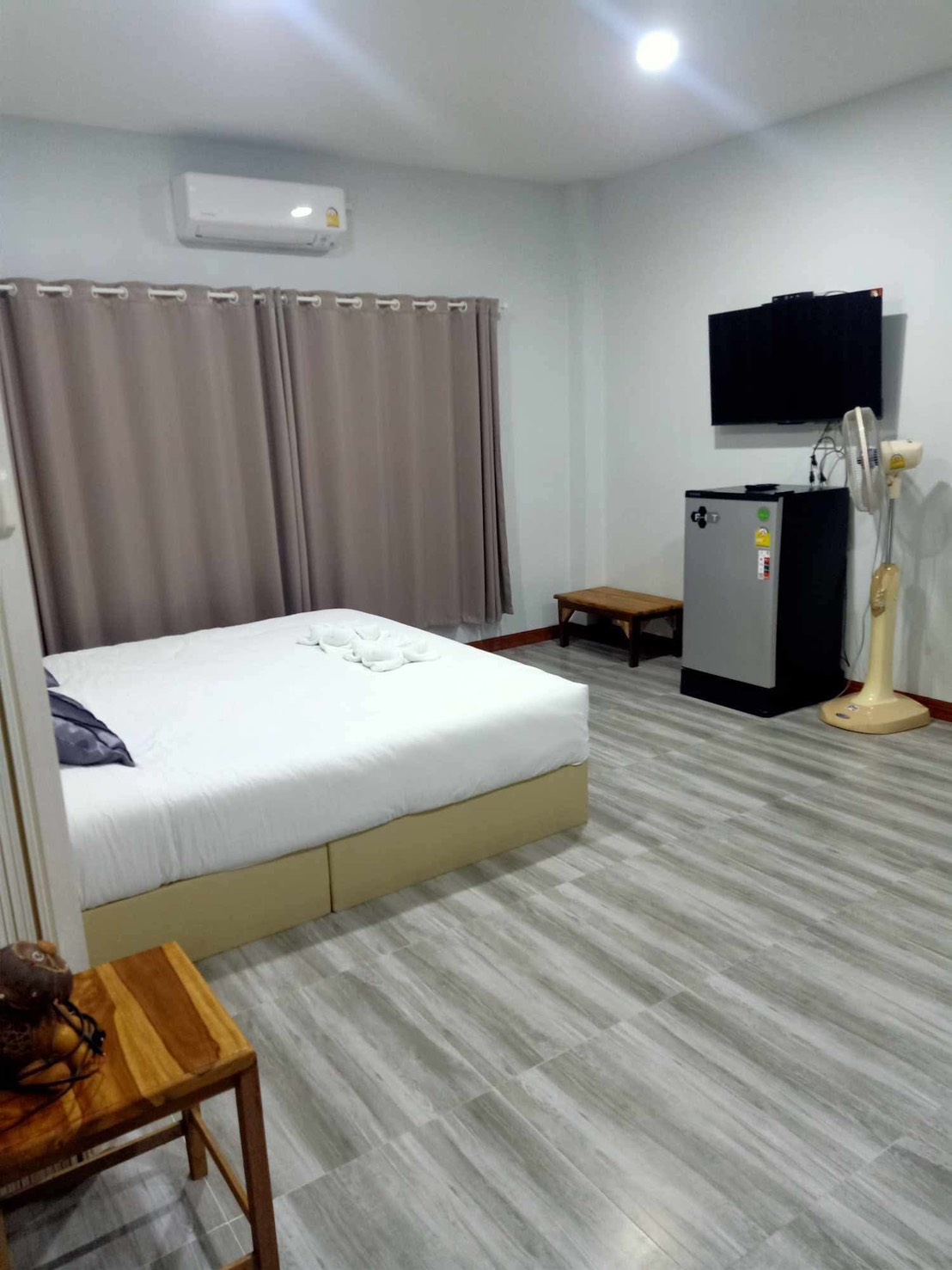Room 4